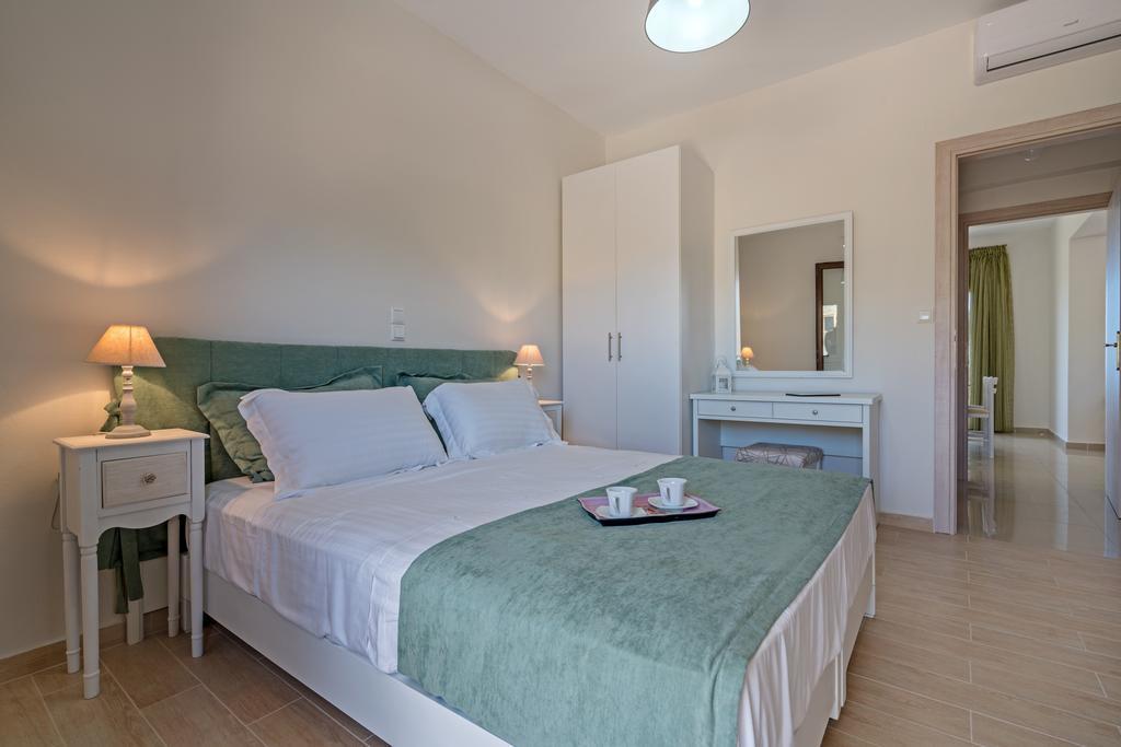 Villa Elysian South Crete 트리오페트라 외부 사진