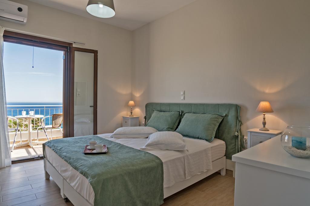 Villa Elysian South Crete 트리오페트라 외부 사진